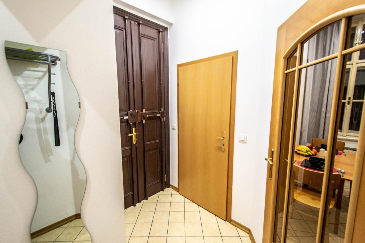 Vojtesska Apartment By Ruterra プラハ エクステリア 写真